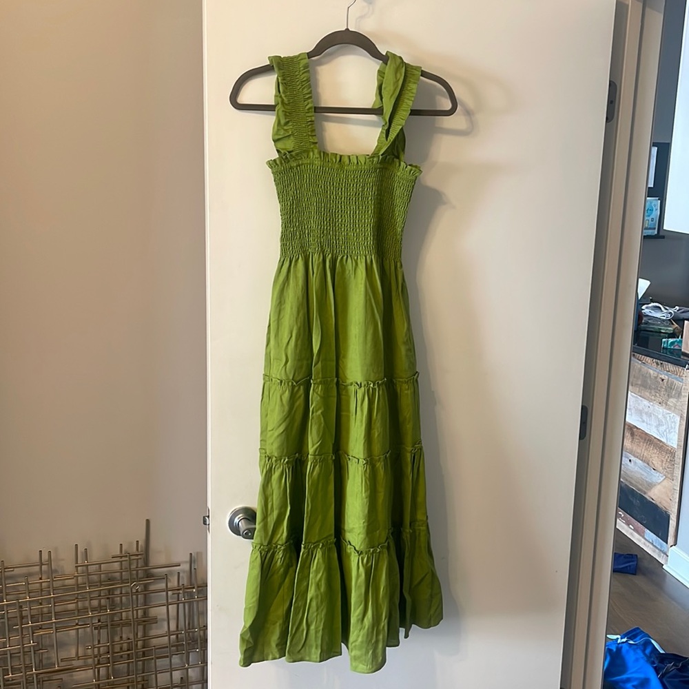 Evereve chartreuse calypso dress NWT small